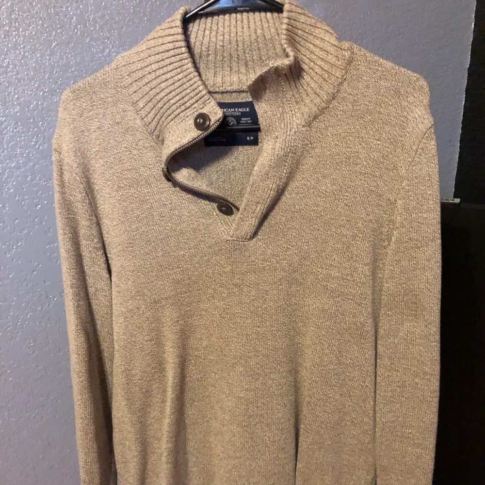 American Eagle long sleeve shirt